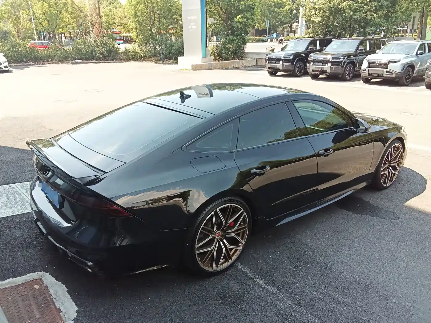 Audi A7L 2024 Белый из Китая, фото 2
