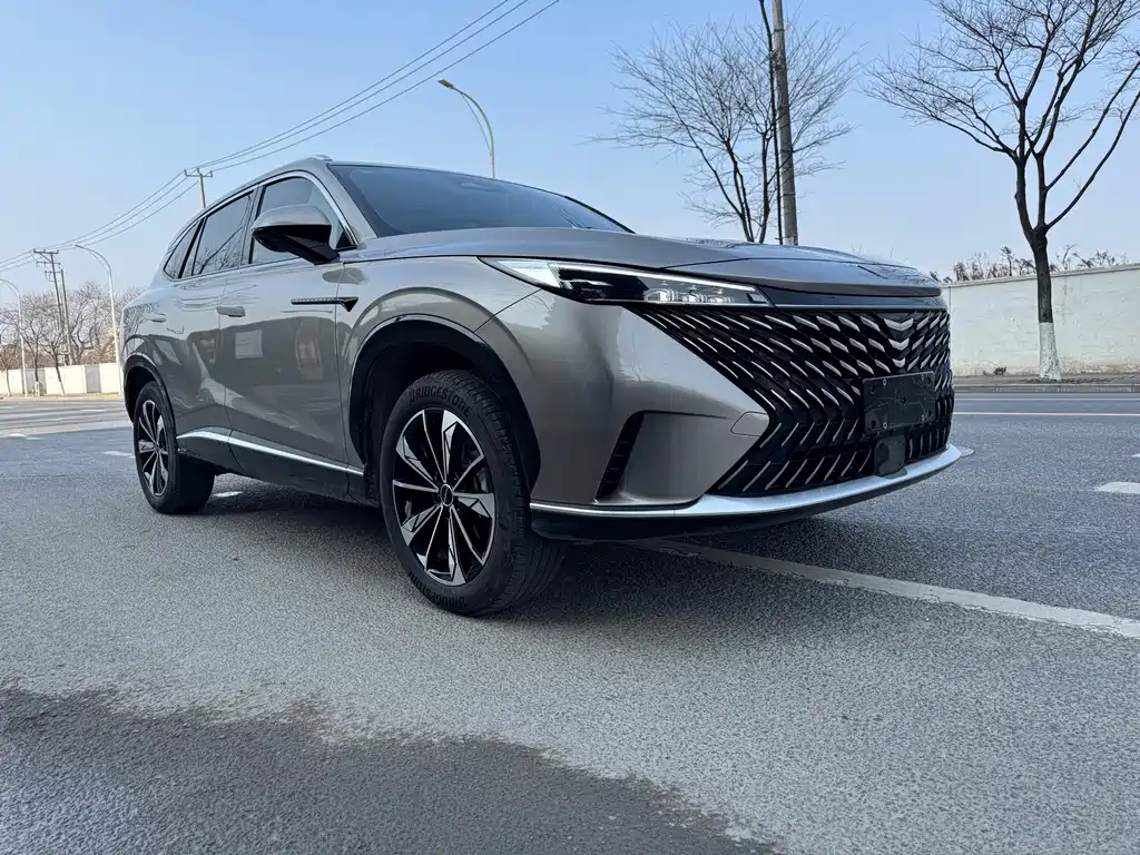 Roewe RX5 — миниатюра 3
