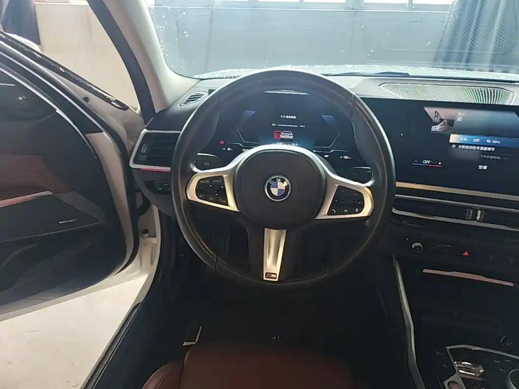 BMW i3 — миниатюра 11