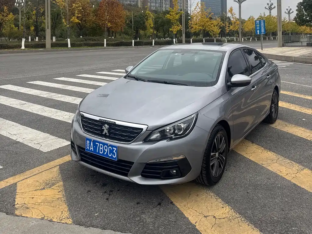 PEUGEOT 308