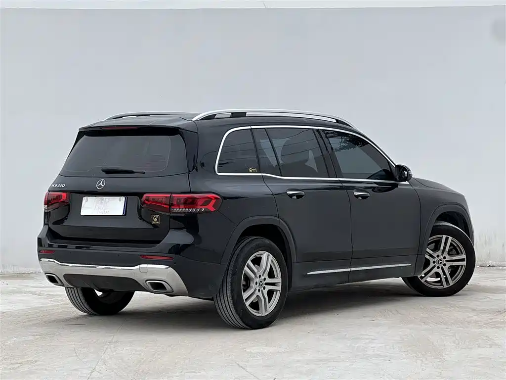 Mercedes-Benz GLB 2023 GLB 220