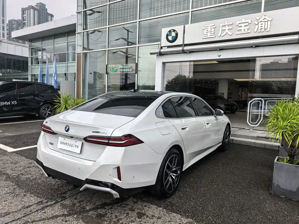 BMW i5 — миниатюра 19