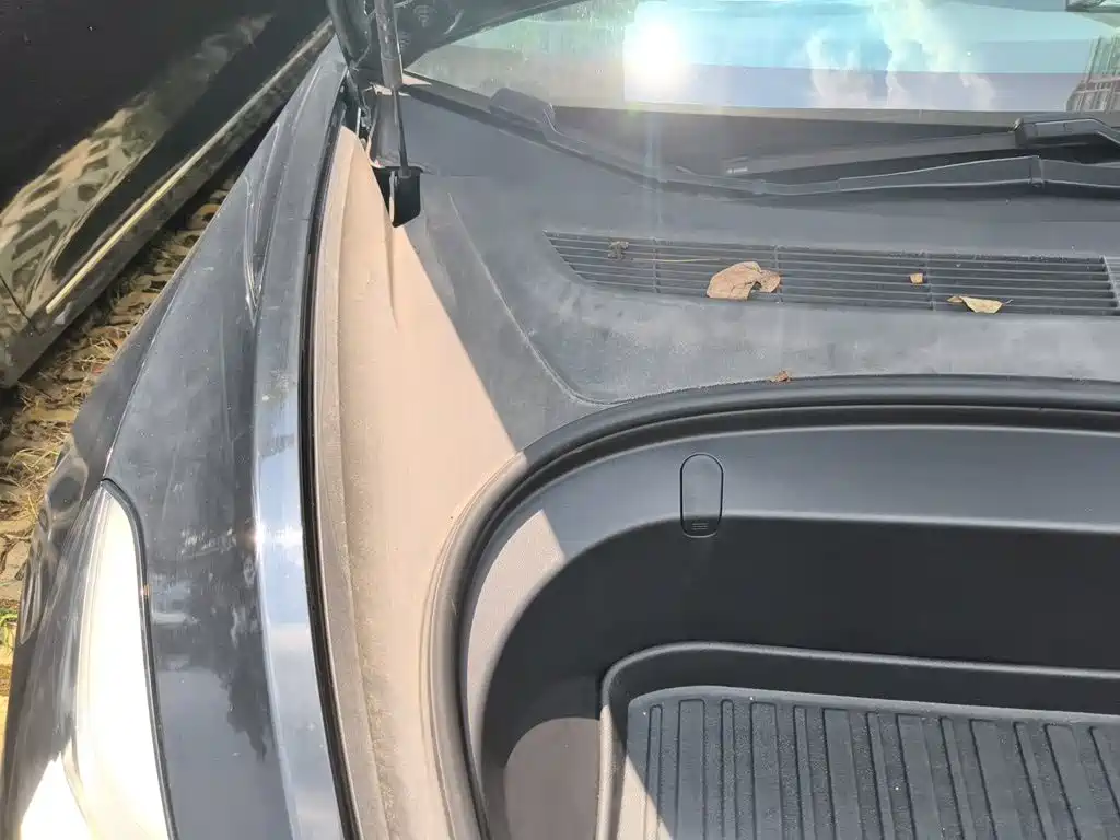 Tesla Model 3 — миниатюра 22
