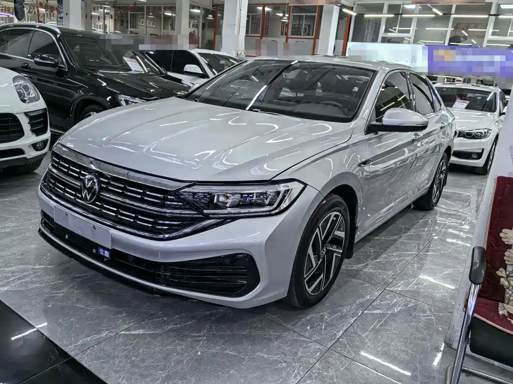 Volkswagen Sagitar 2024