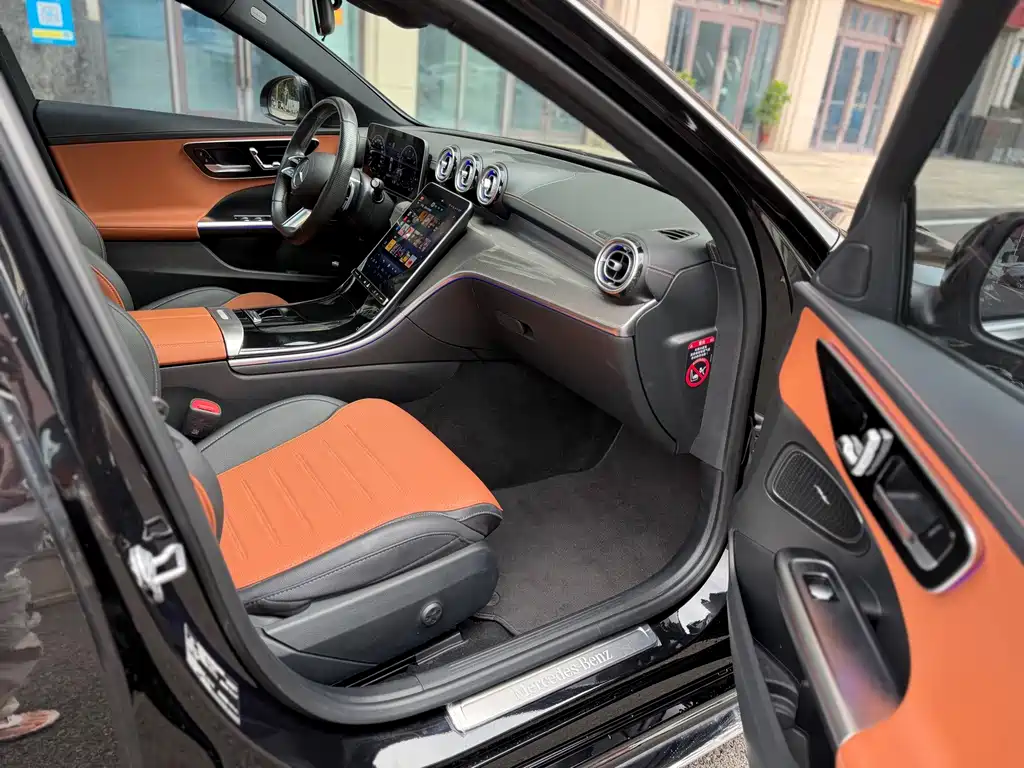 Mercedes-Benz C-Class — миниатюра 14