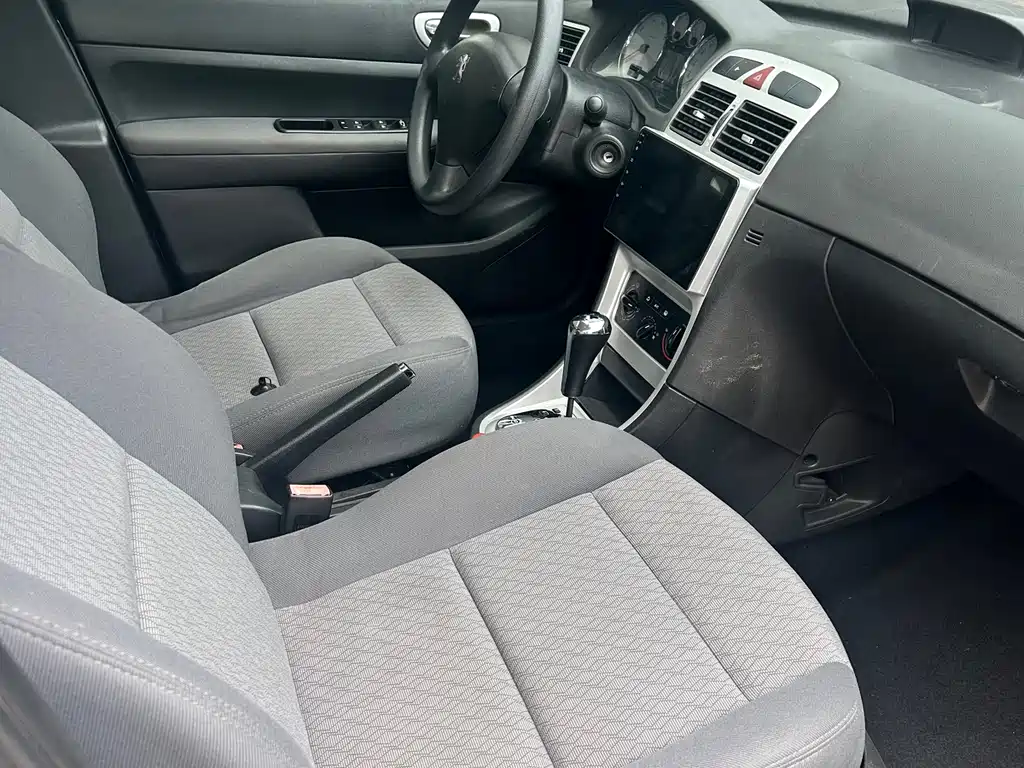Peugeot 307 2008 1.6L AT