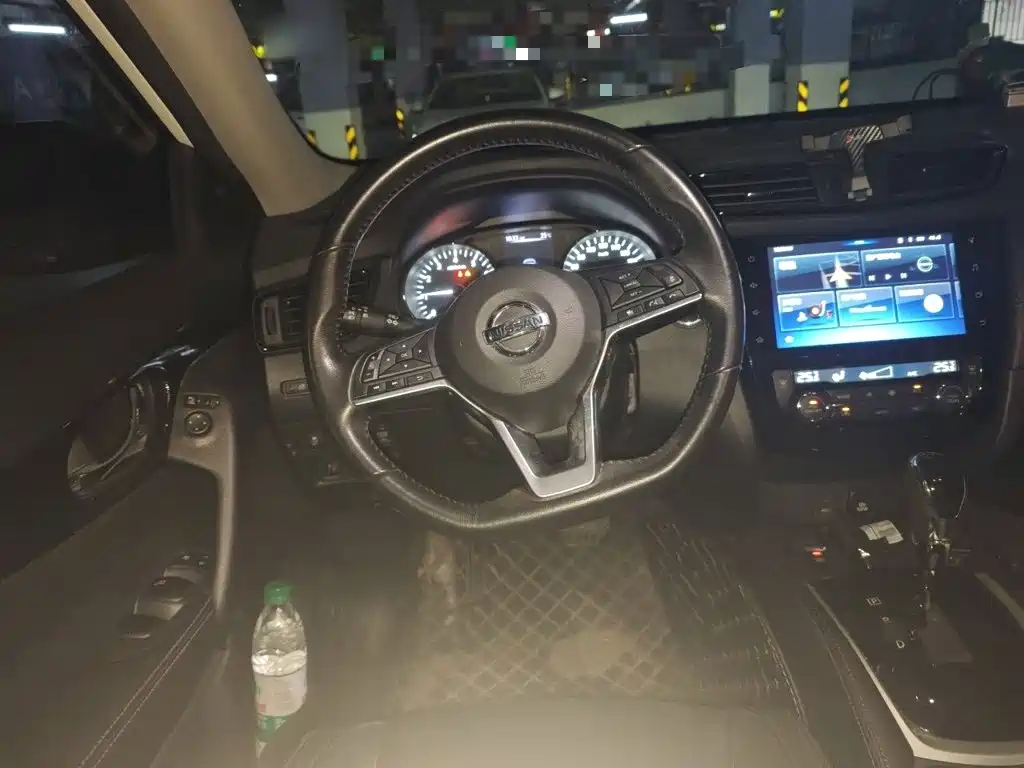 Nissan X-Trail — миниатюра 6