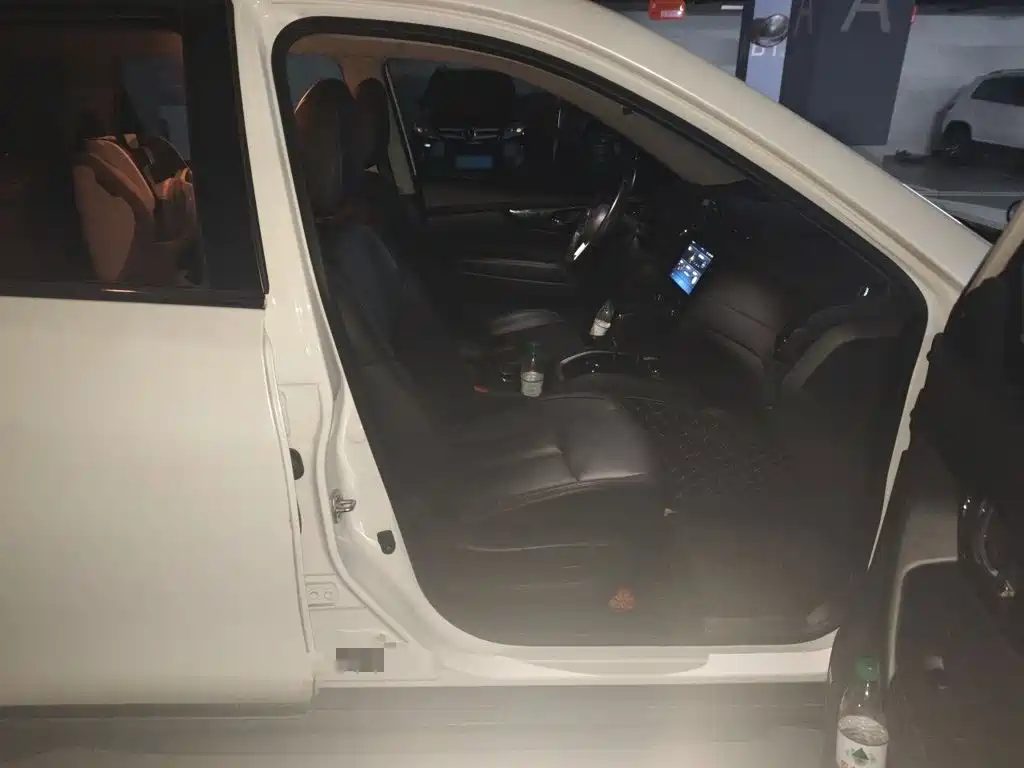 Nissan X-Trail — миниатюра 21