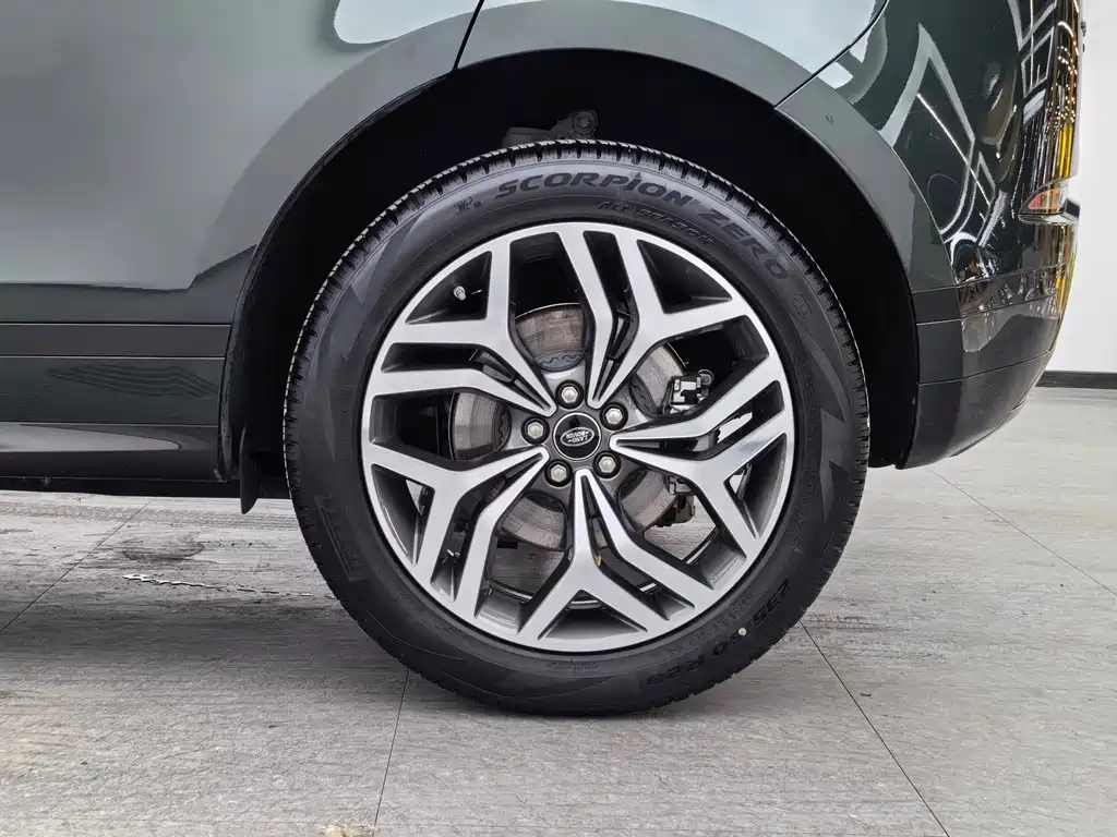 Land Rover Evoque — миниатюра 17