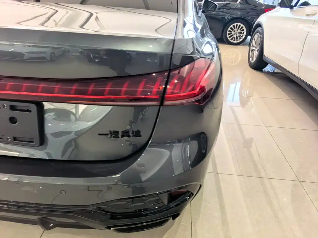 Audi A5L — миниатюра 8