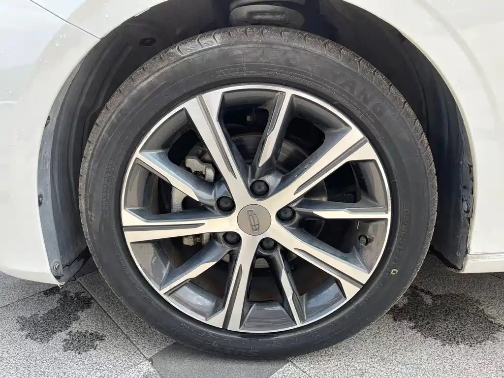 Geely Emgrand — миниатюра 24