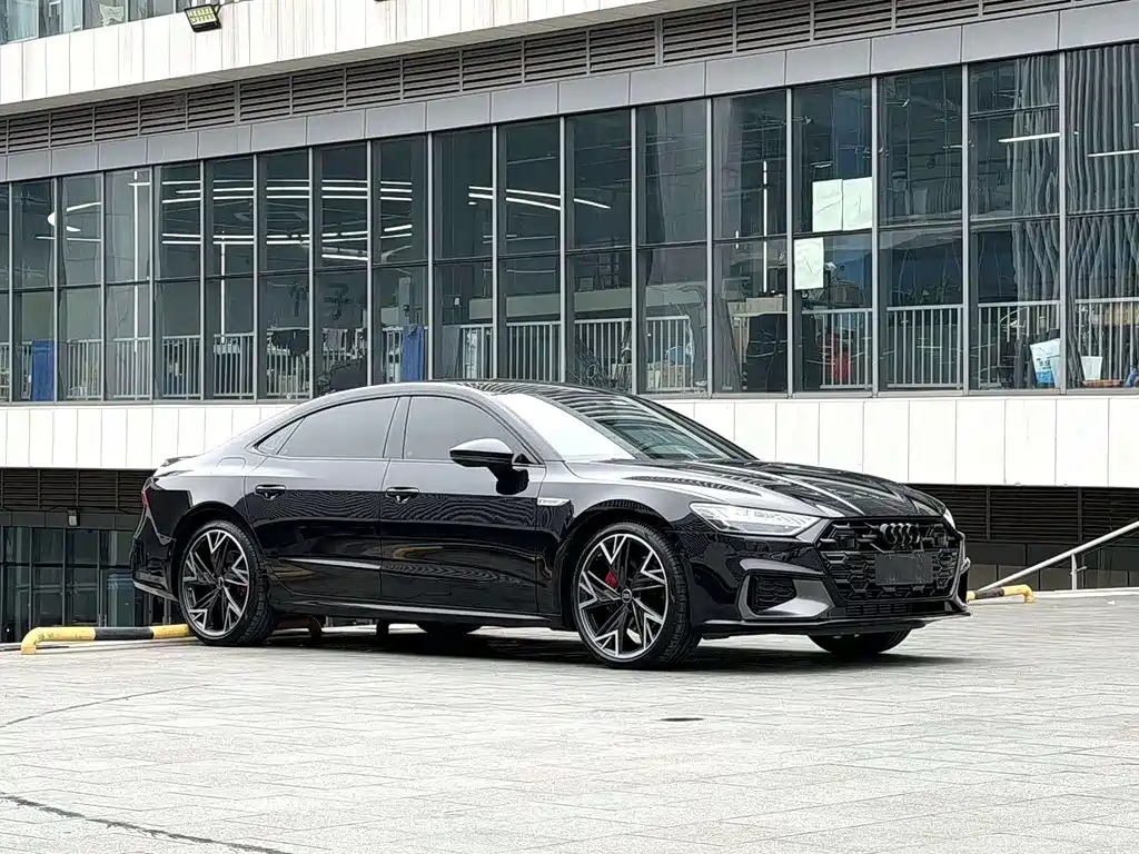 Audi A7L 2024 45 TFSI Luxury