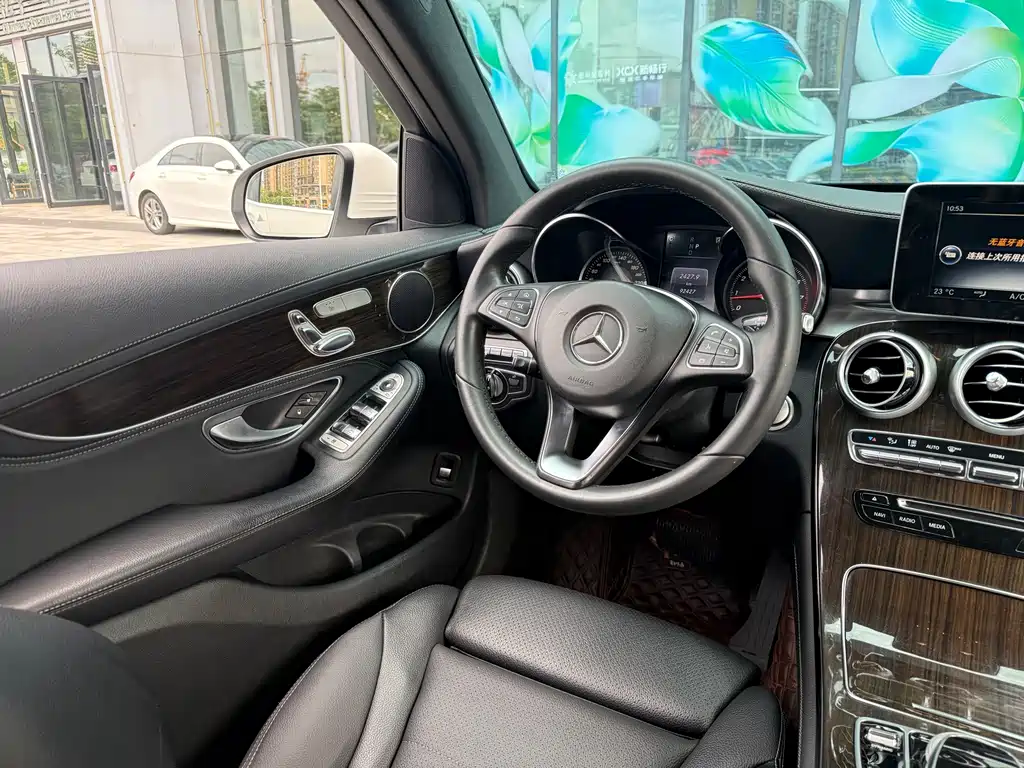 Mercedes-Benz GLC — миниатюра 23