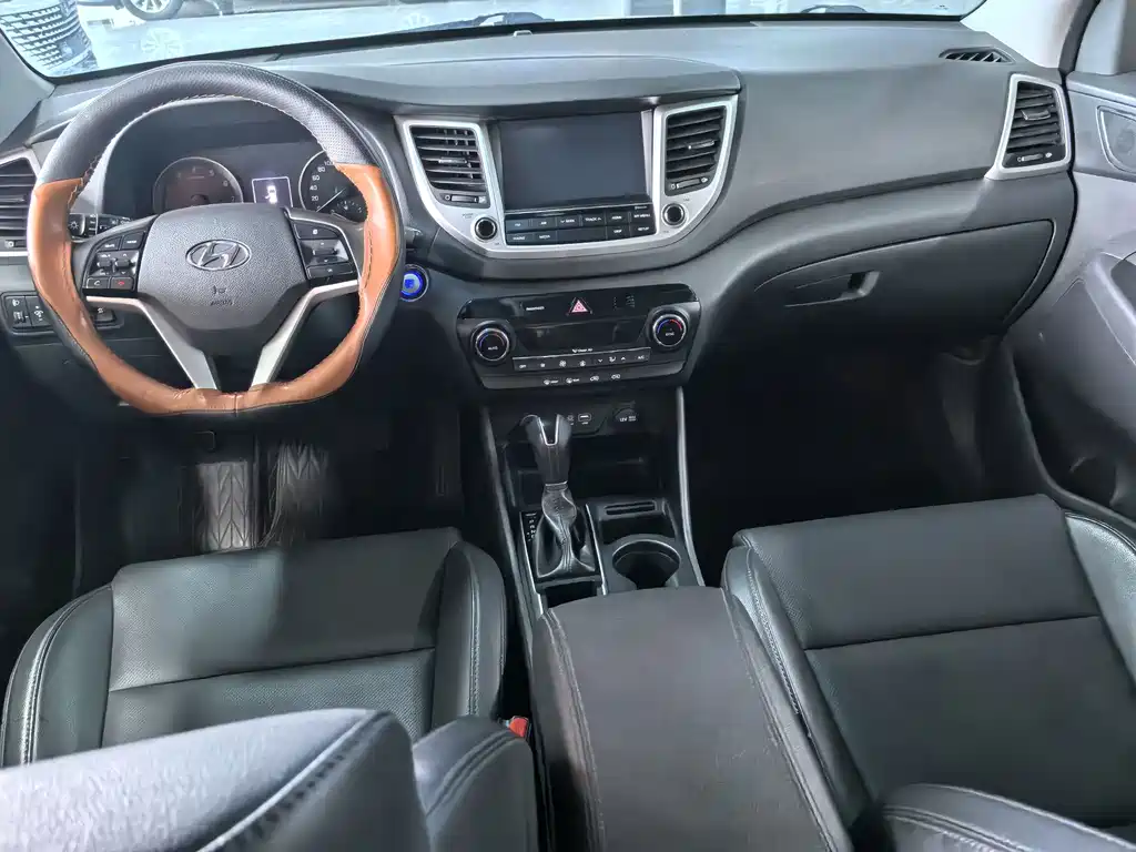 Hyundai Tucson — миниатюра 8