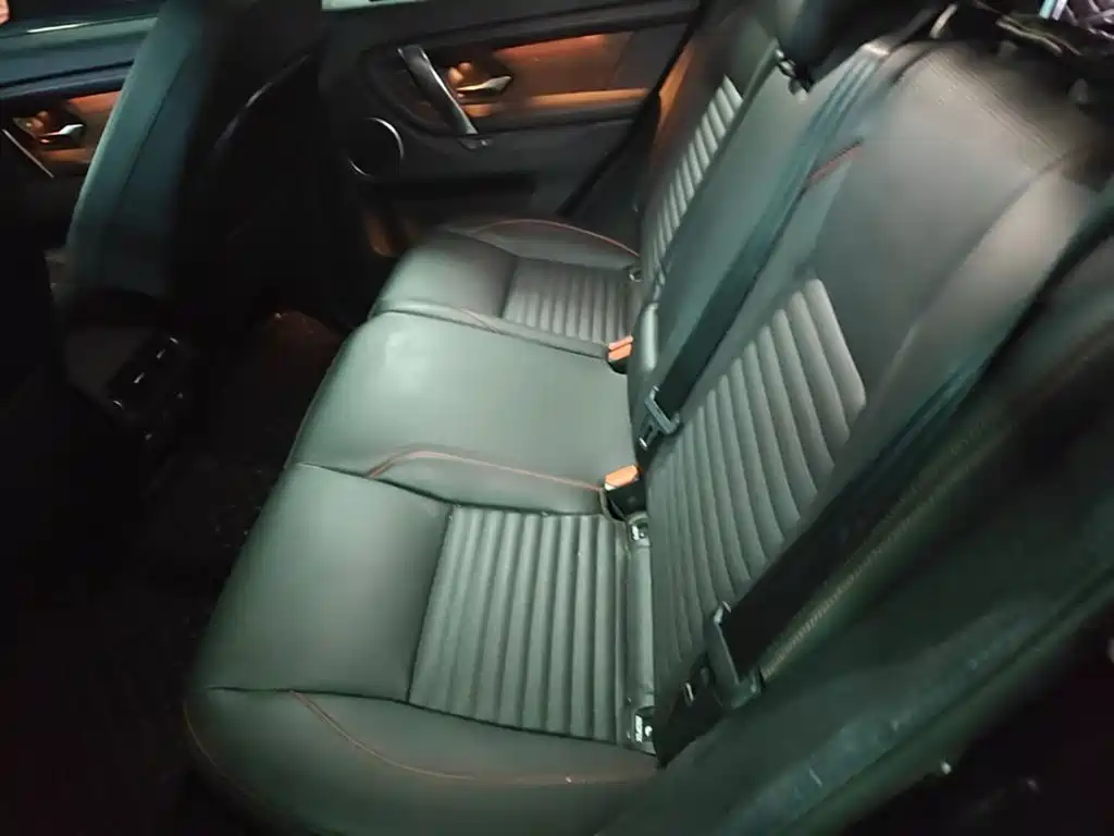 Land Rover Discovery Sport Hybrid — миниатюра 13