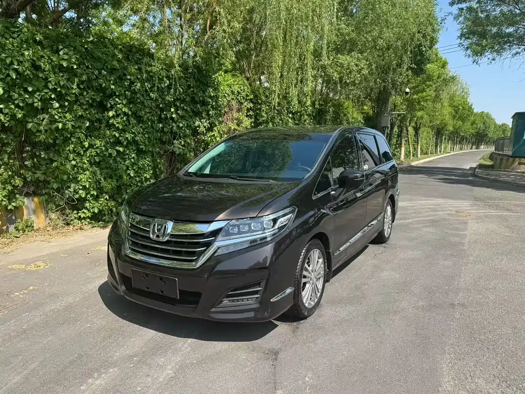 Honda Elysion 2017