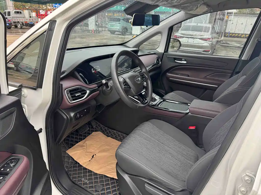 GAC Motor Trumpchi M6 - фото 4