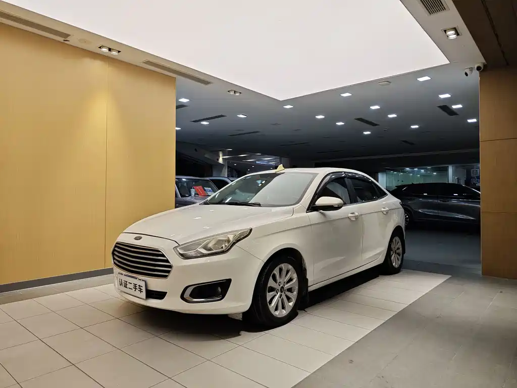 Ford Escort 2015