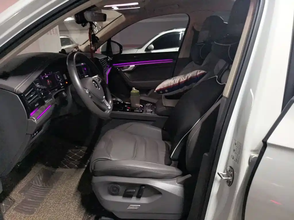 Volkswagen Touareg — миниатюра 16