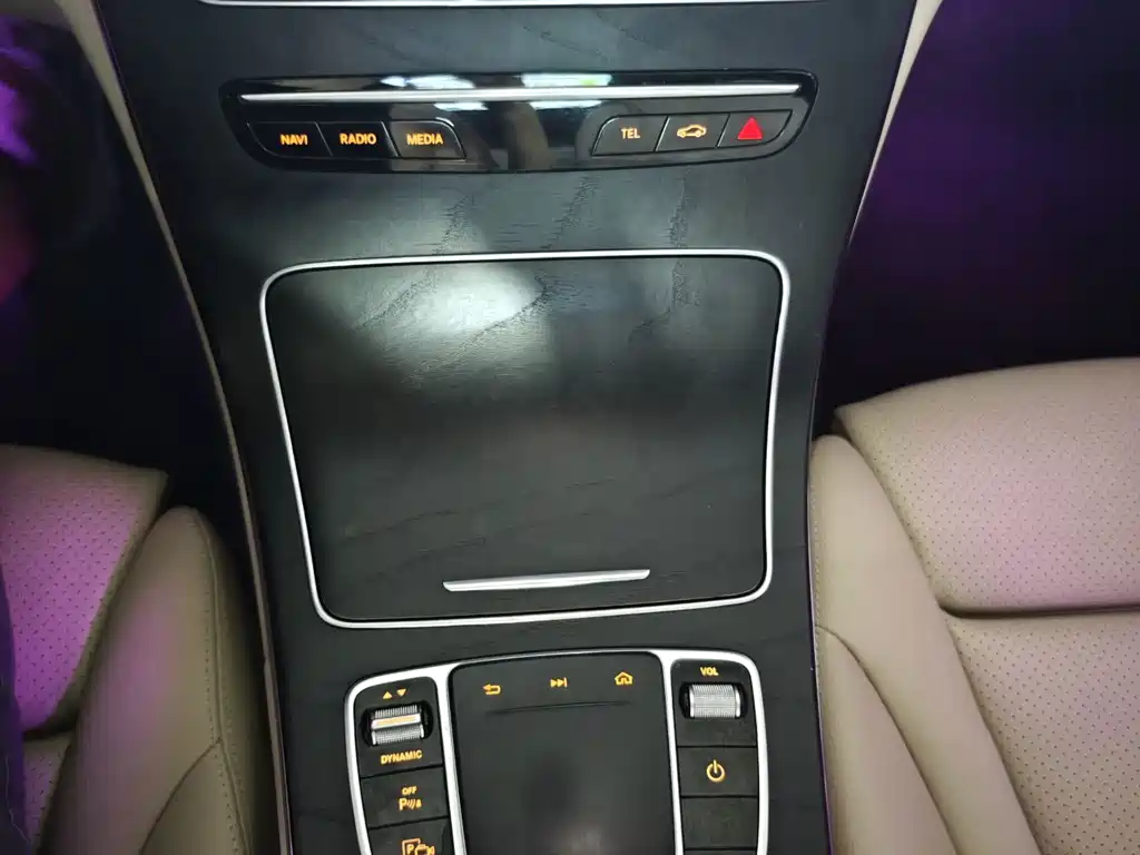 Mercedes-Benz C-Class — миниатюра 14