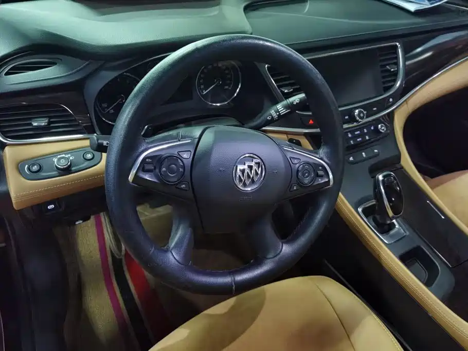 Buick LaCrosse — миниатюра 15