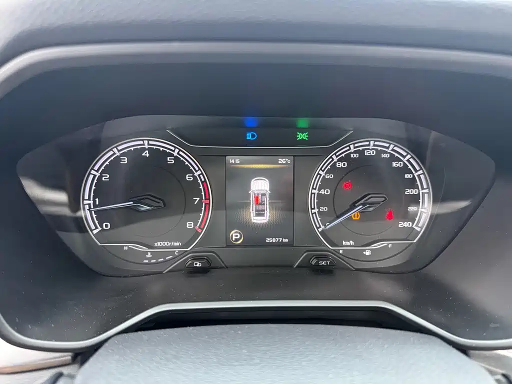 Geely Vision X6 - фото 8