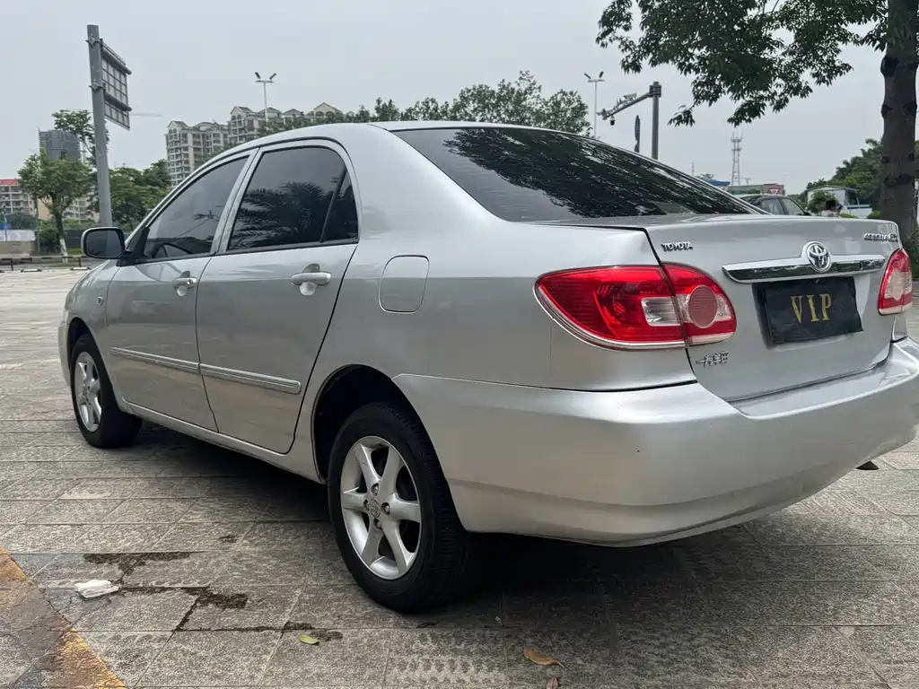 Toyota Corolla — миниатюра 6