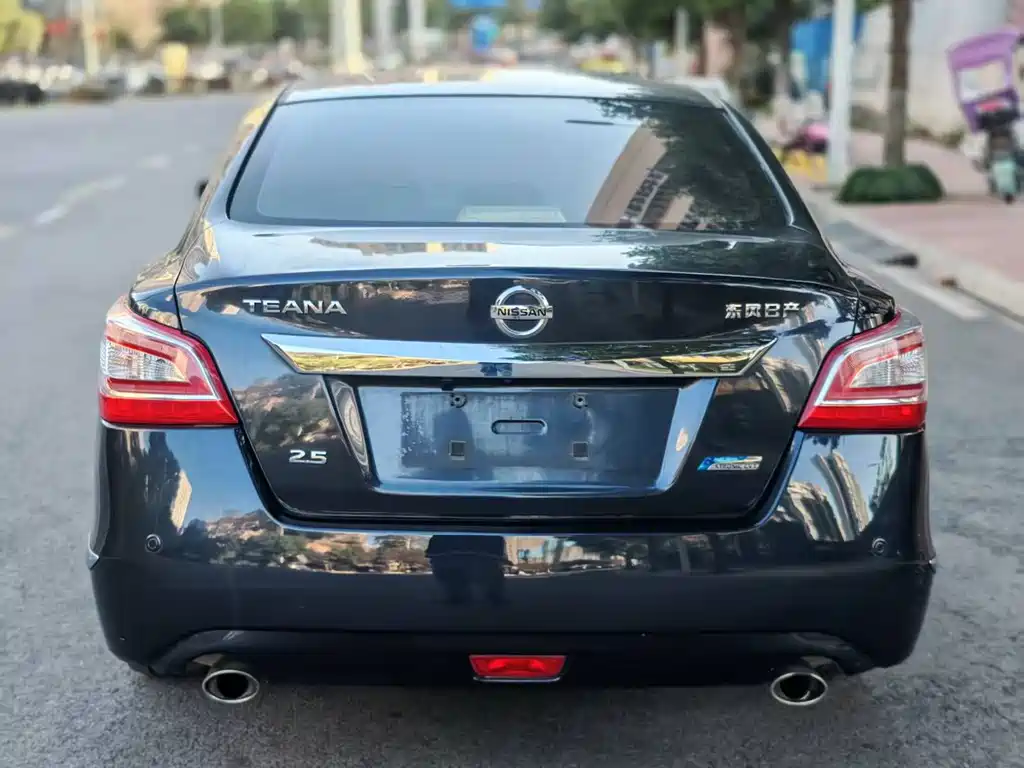 NISSAN TEANA