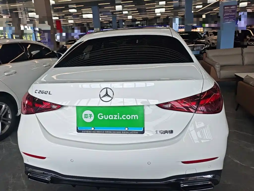 Mercedes-Benz C-Class — миниатюра 6
