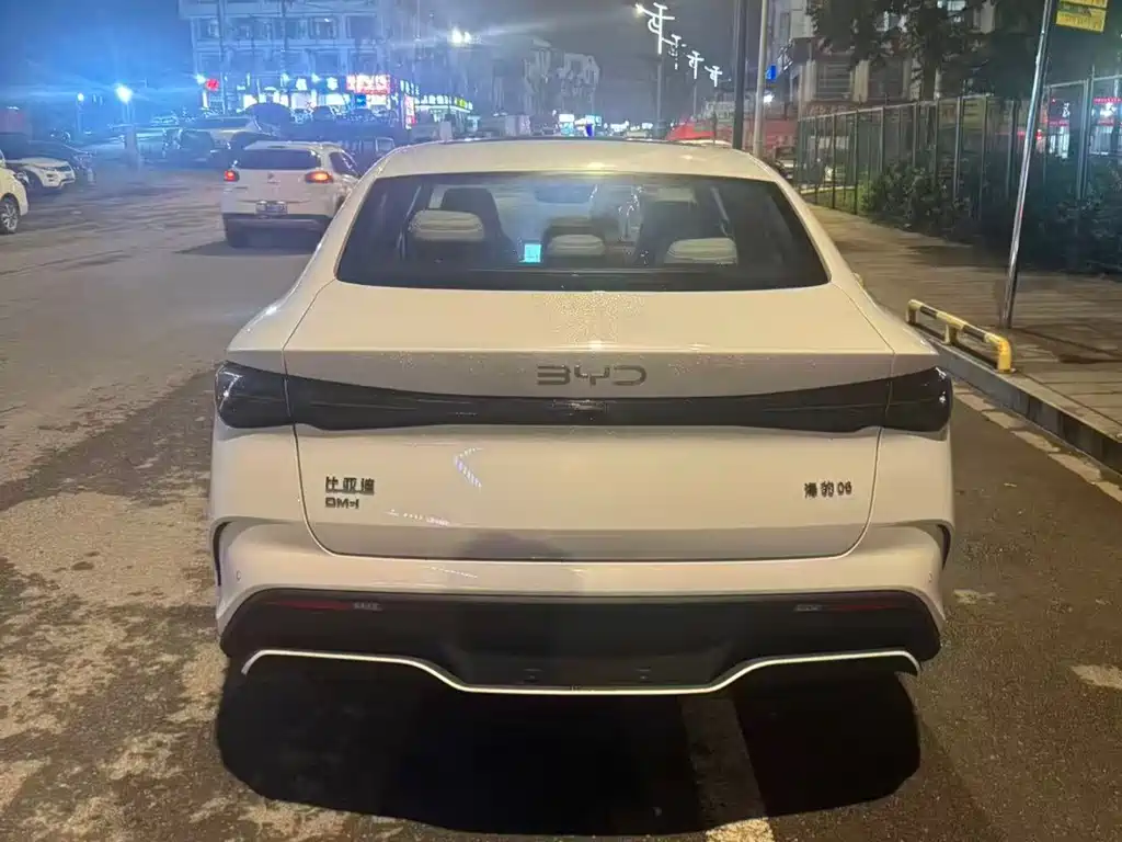 BYD Seal 06 06 2024 DM-i 80KM Luxury