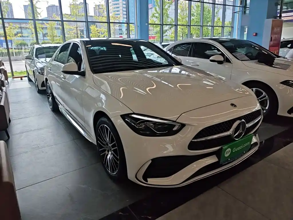 Mercedes-Benz C-Class — миниатюра 4