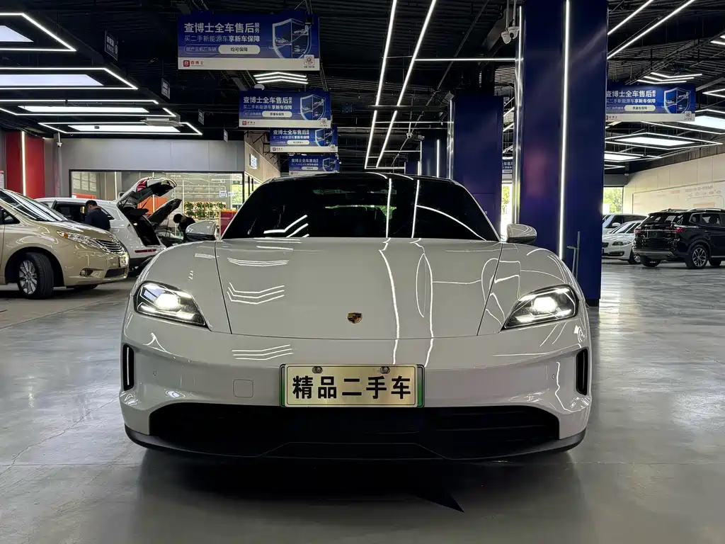Porsche Taycan 2024 Taycan 4