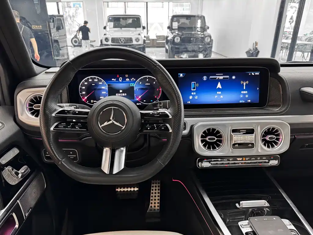 Mercedes-Benz G-Class — миниатюра 14
