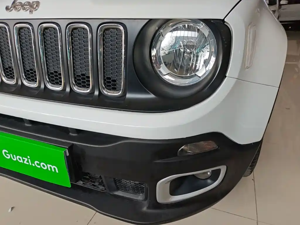 Jeep Renegade — миниатюра 24