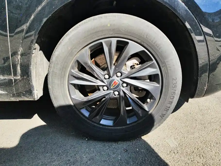 Hongqi HS5 2023 2.0T Pro