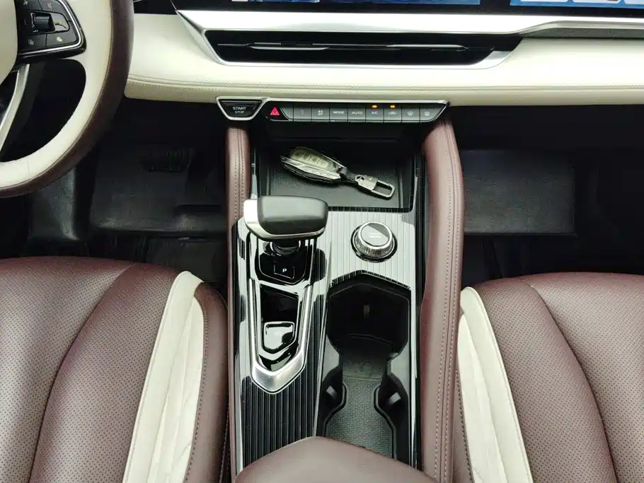 Geely Xingyue L — миниатюра 16
