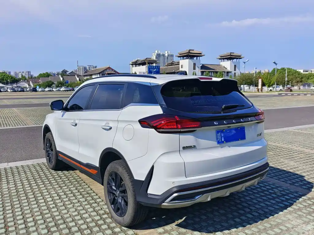 Geely Boyue — миниатюра 4