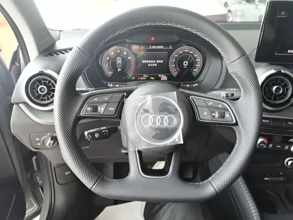 Audi Q2L — миниатюра 11
