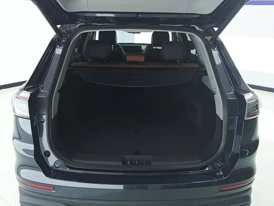 Chery Tiggo 8 PLUS — миниатюра 4