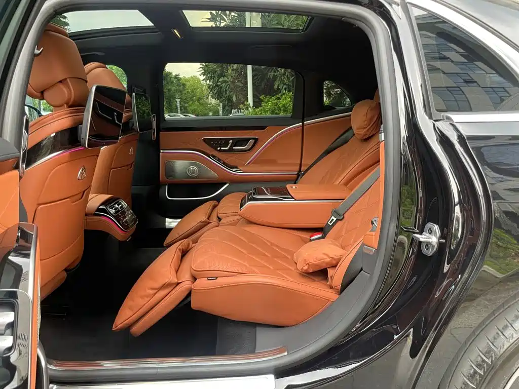 Mercedes-Benz S-Class — миниатюра 12
