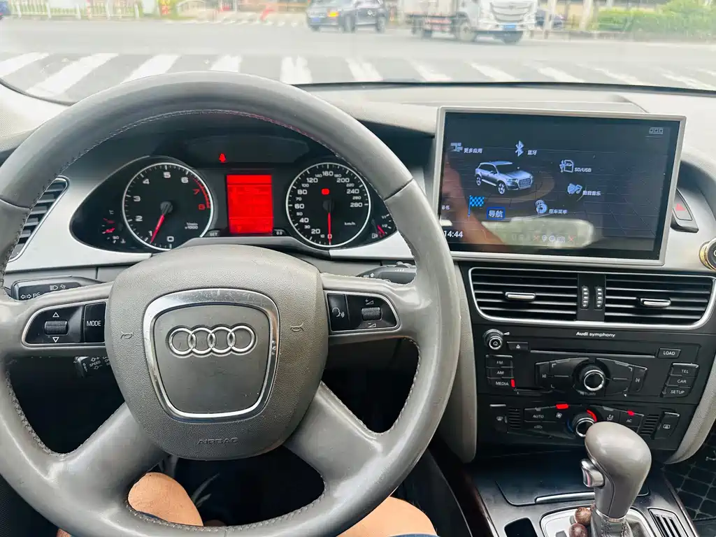 Audi A4L — миниатюра 16