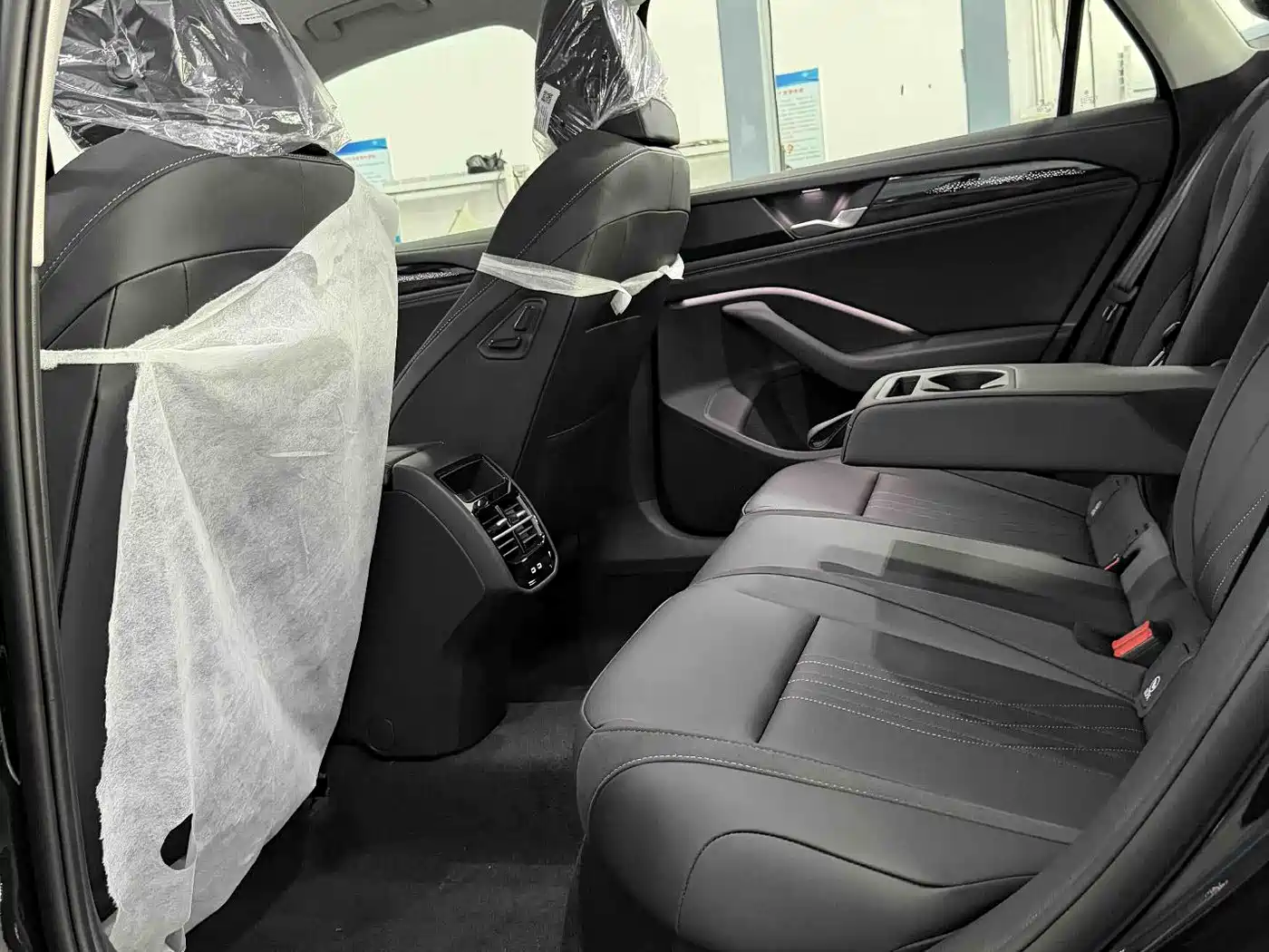 Volkswagen Magotan id 4583860 из Китая 7