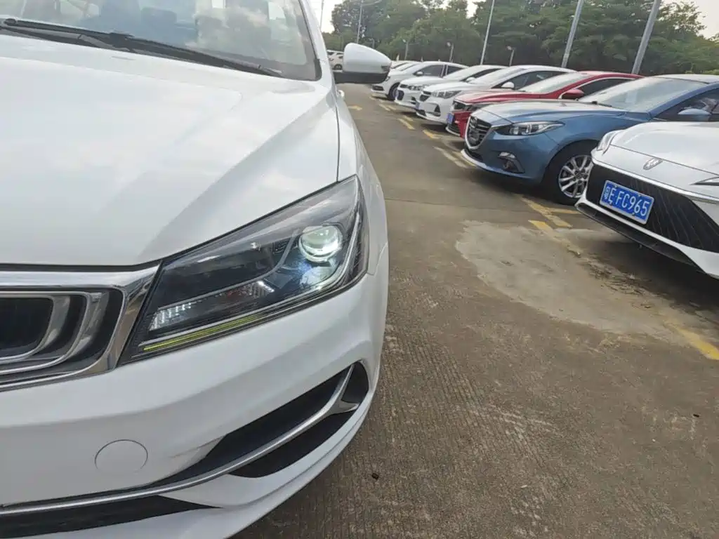 Geely Emgrand — миниатюра 24