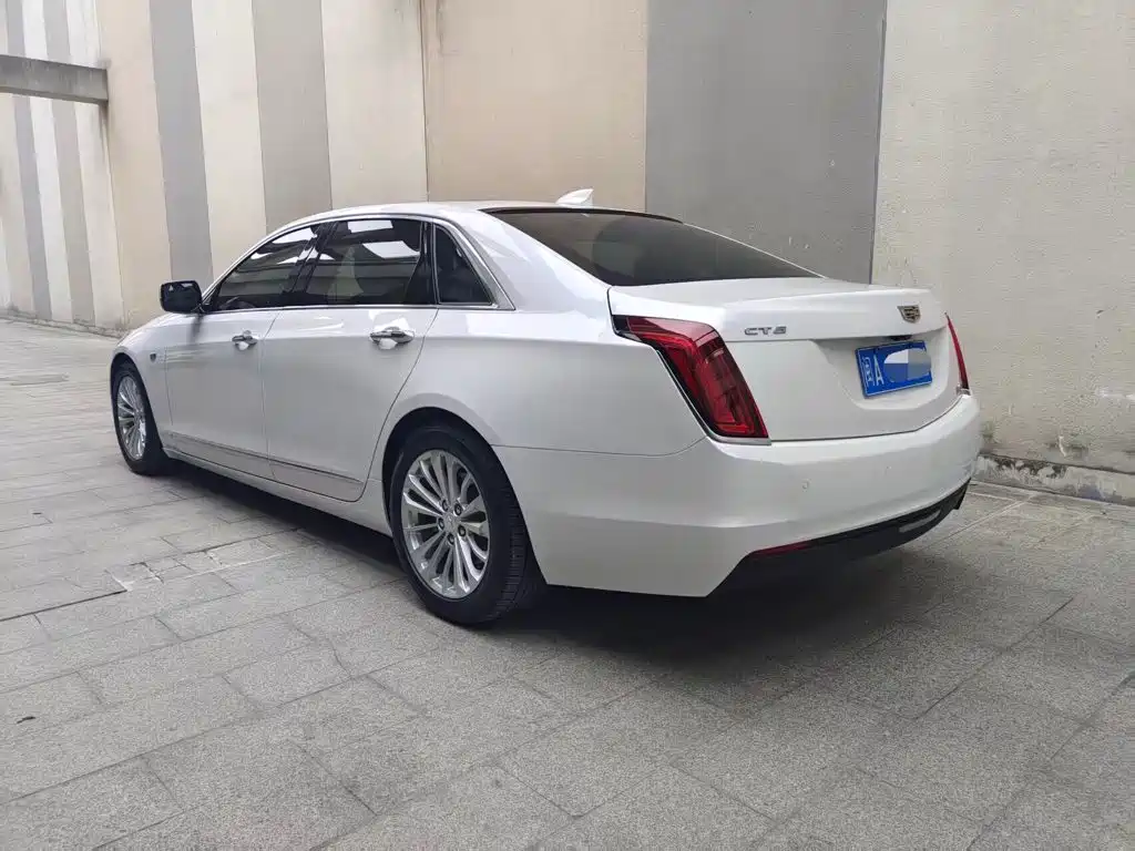 Cadillac CT6 — миниатюра 4