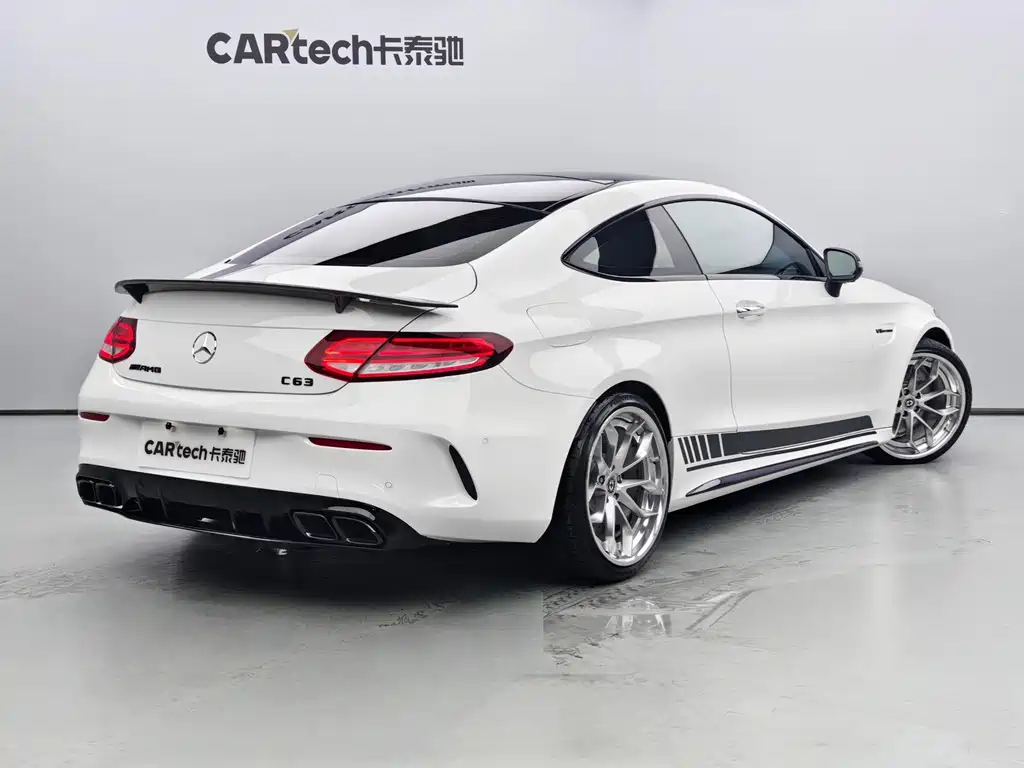 Mercedes-Benz C-Class AMG — миниатюра 4