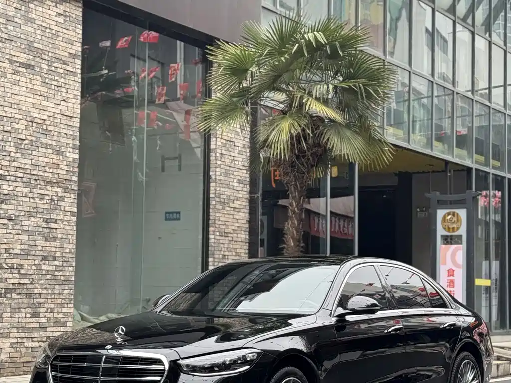 Mercedes-Benz S-Class 2021
