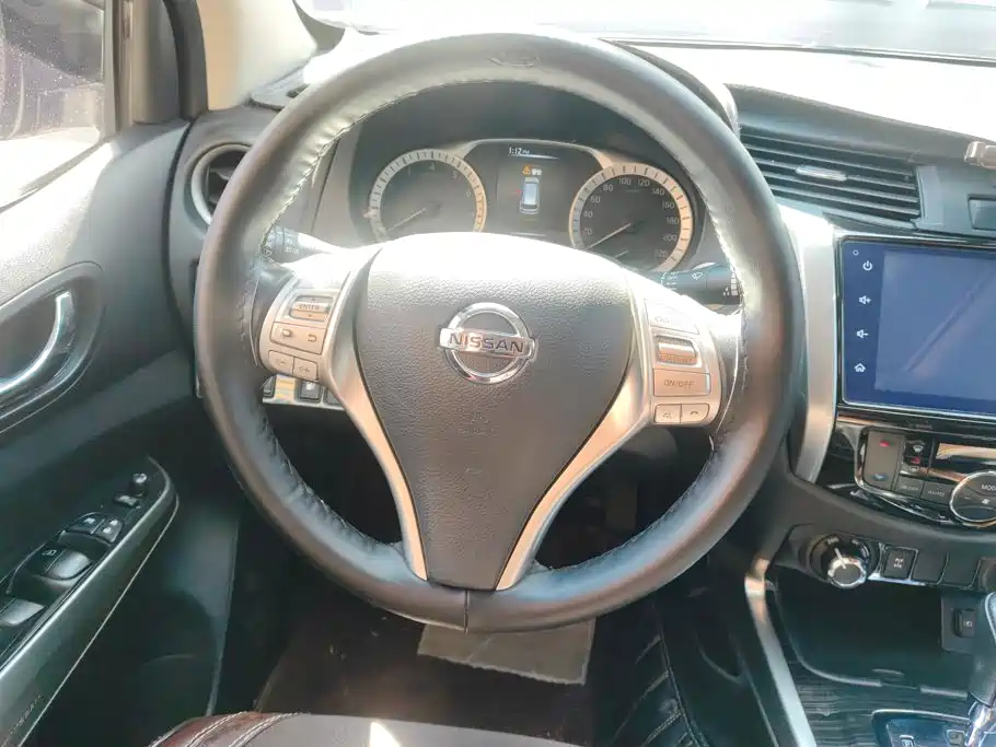 Nissan Terra — миниатюра 15