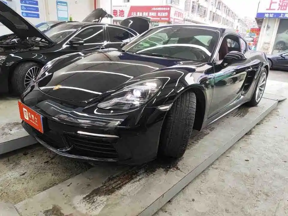 Porsche 718 2020 Cayman 2.0T