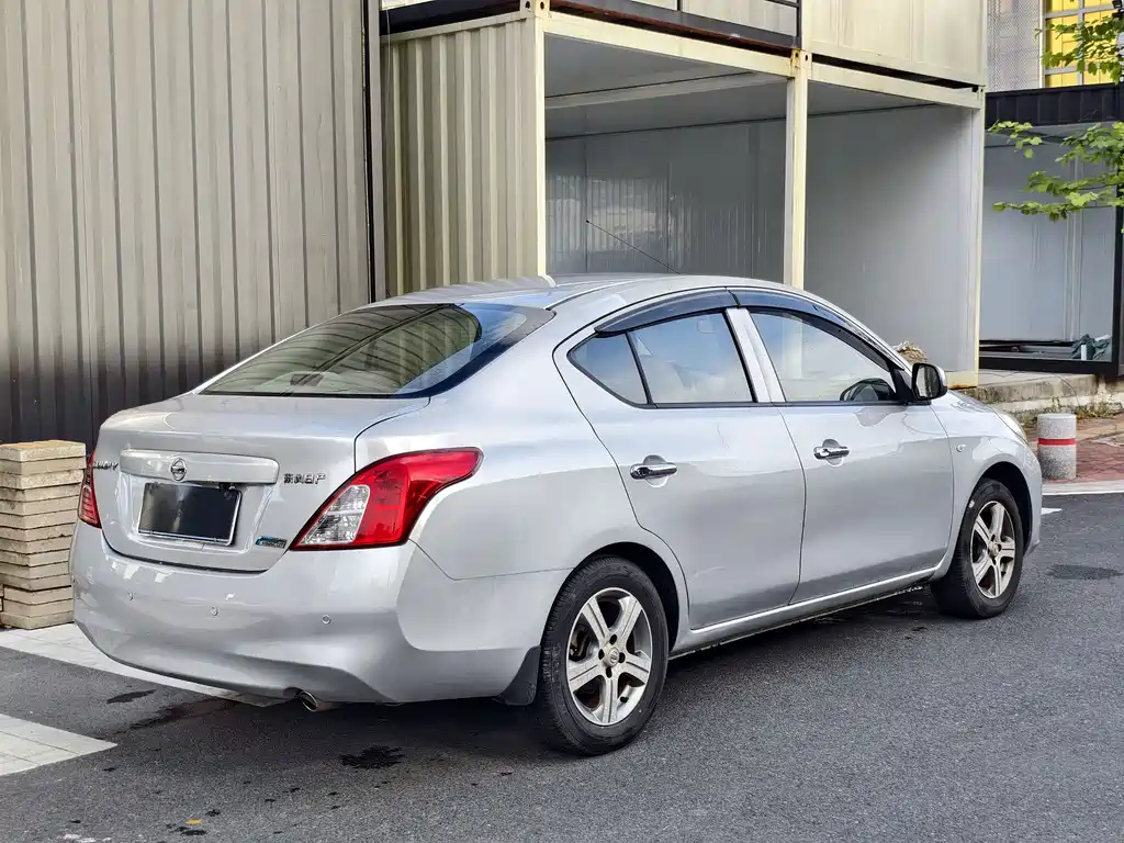 Nissan Sunny 2011 1.5XE CVT Comfort