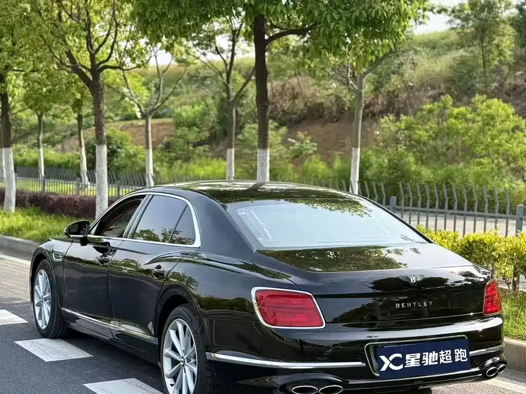 Bentley Flying Spur 2021 4.0T V8 Standard